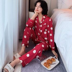 Pyjama à pois rouge
